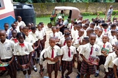 October-2nd-2019-UNEOIF-FREE-BOOKS-distribution-to-selected-schools-in-Umuahia-Abia-State-14