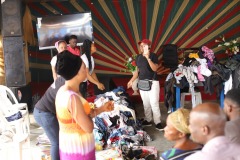 PARTICIPANT RECEIVING FREE ITEMS FROM UNEOIF