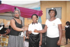 Another-beneficiary-recieveing-her-cheque-1